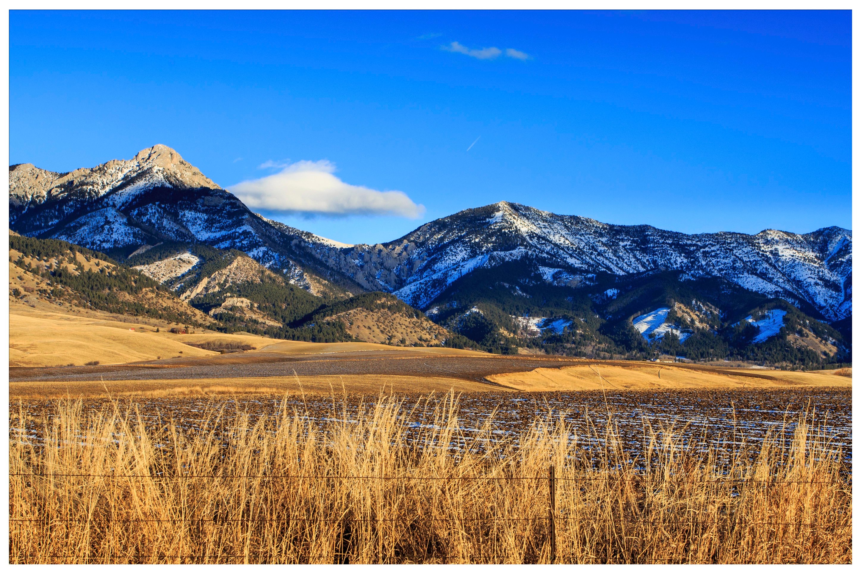 four-magnificent-mountain-ranges-surrounding-bozeman-montana