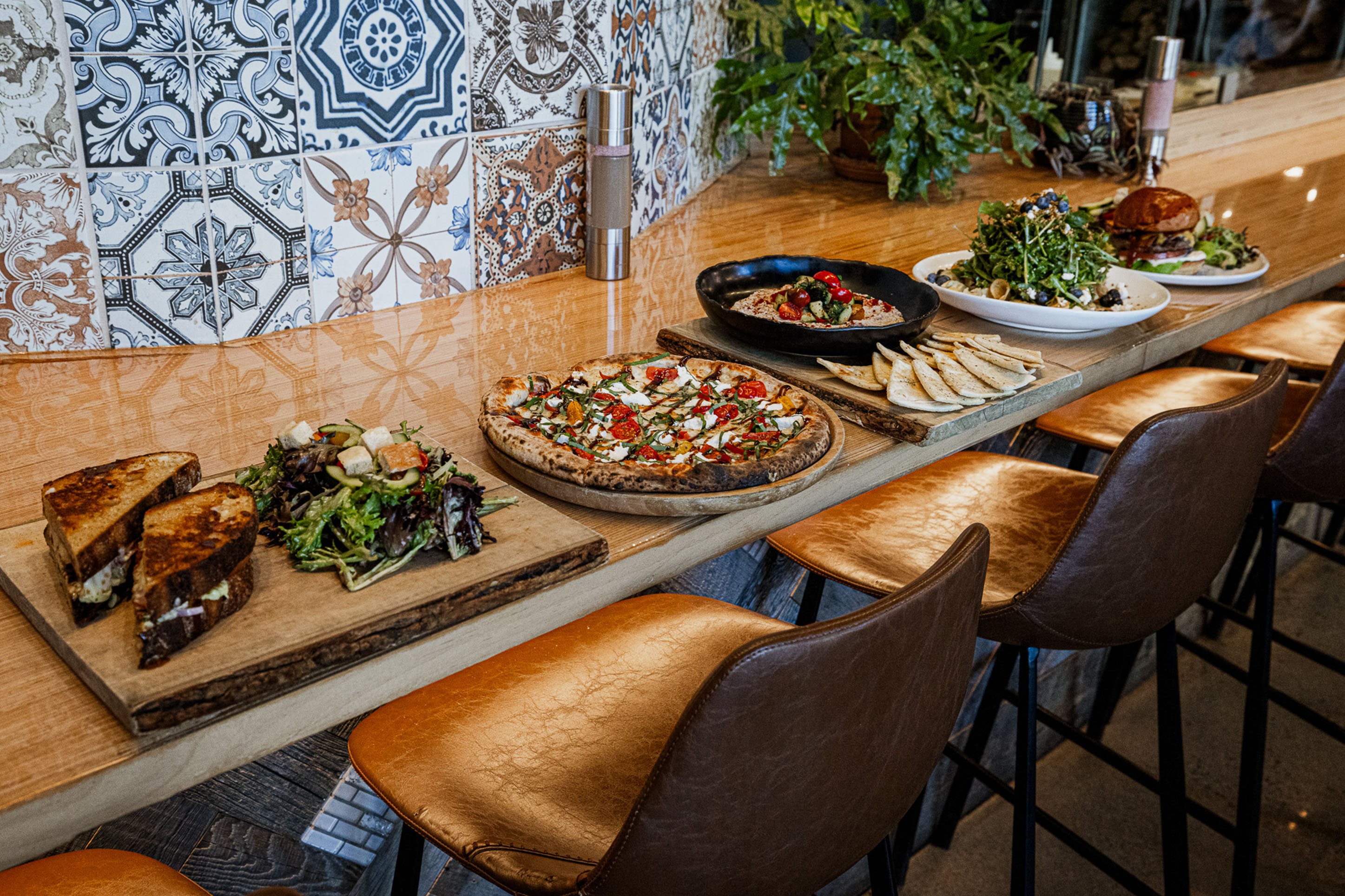 Discover The Best Lunch Spots Near You: Hidden Gems & Top Picks - ler3sy3