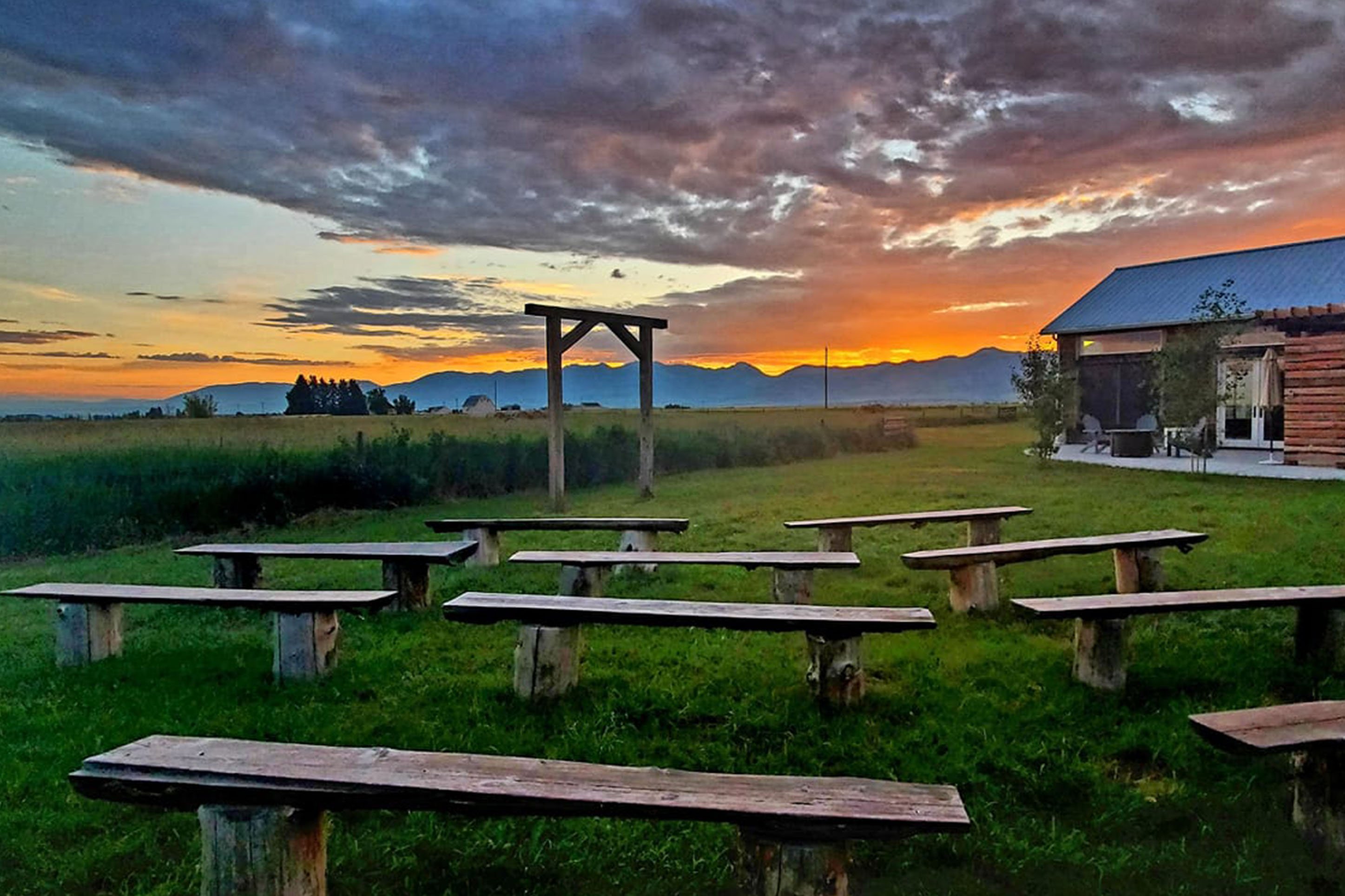 Love Lane Barn, Wedding Venue, Bozeman, Montana