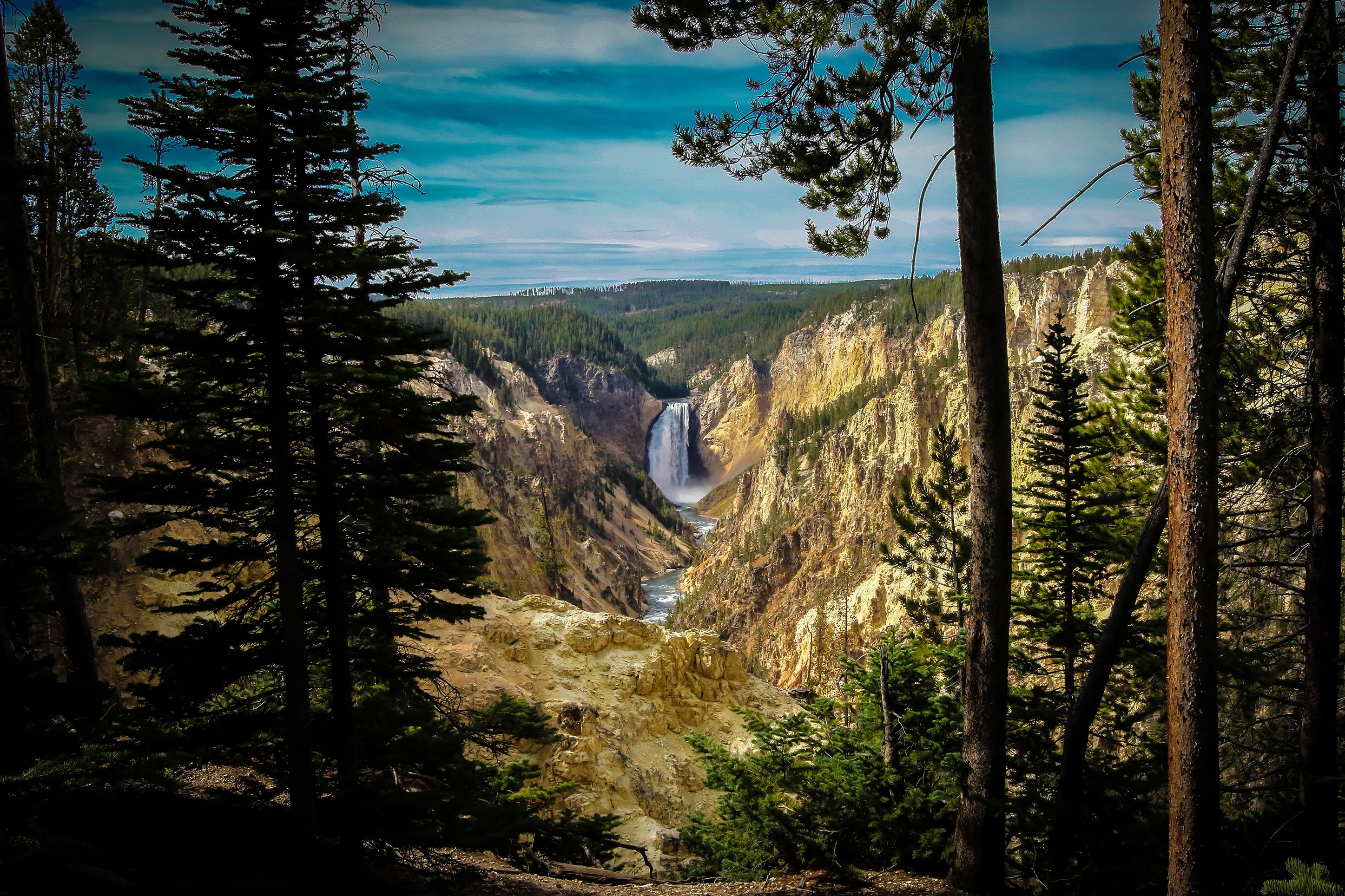 CVB_north-entrance-yellowstone-blog2