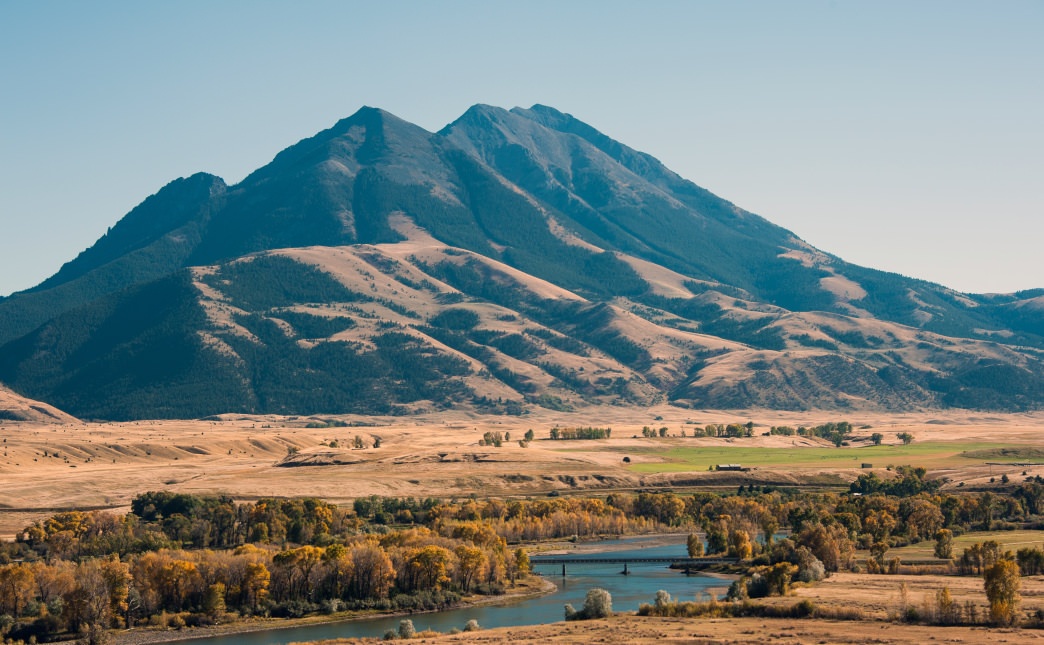 Amazing Peak Views Near Bozeman