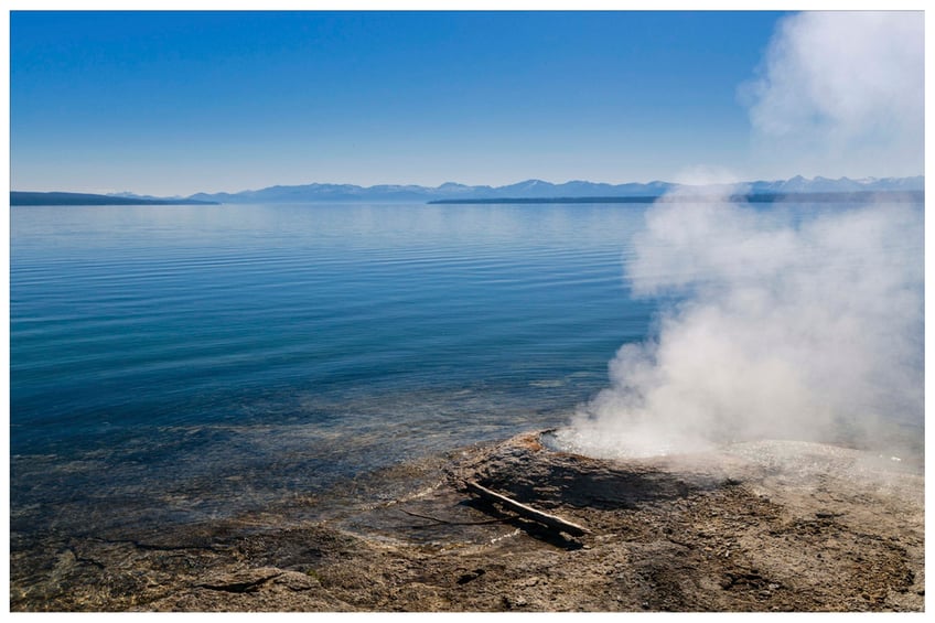 yellowstone-lake_c